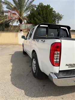 نيسان نافارا